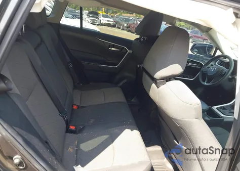 2023 Toyota Rav4 Xle z USA, uszkodzony, nr VIN 2T3P1RFV4PC369406